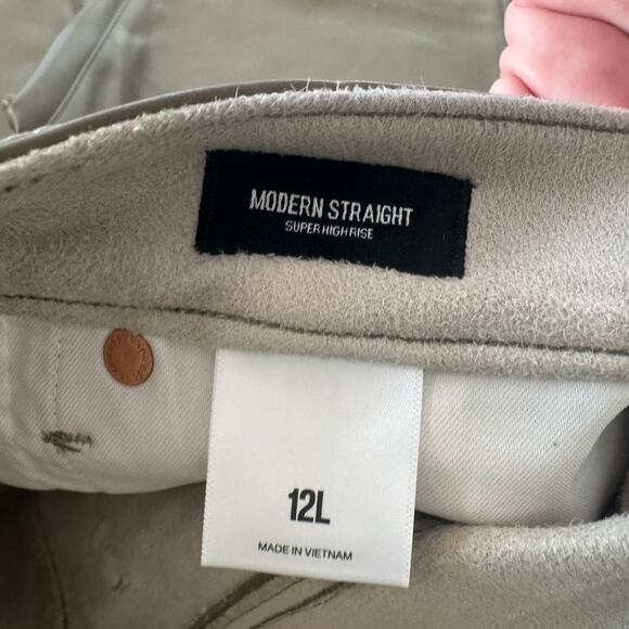 Express Women's Khaki Super High Rise Modern Straight Faux Leather Pants Sz 12L - Picture 5 of 10